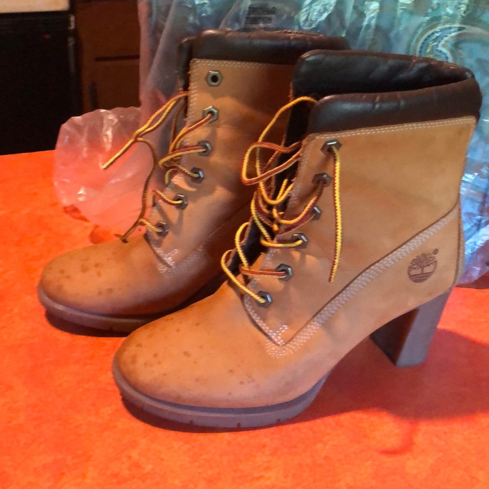 Used timberland high heel boots